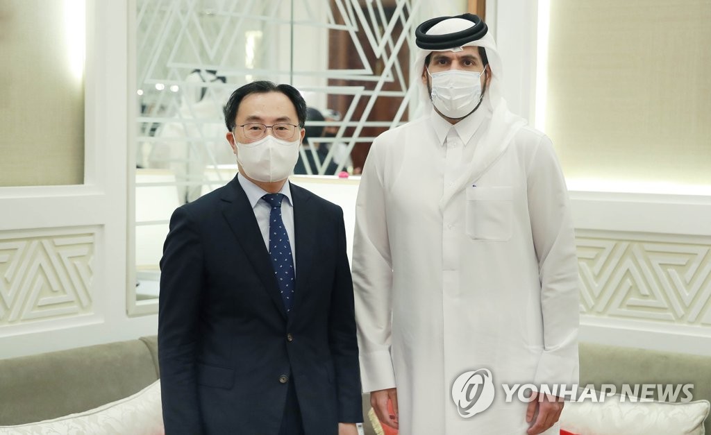 وزير التجارة الكوري الجنوبي يلتقي مع نظيره القطري في الدوحة وزير التجارة الكوري الجنوبي يلتقي مع نظيره القطري في الدوحة