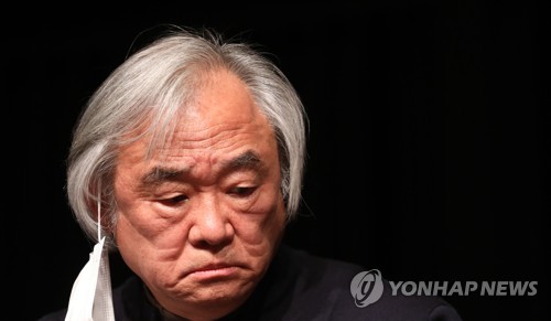 백건우, 부인 관련 기자회견