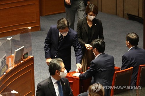 '박진 해임안' 투표하는 이재명