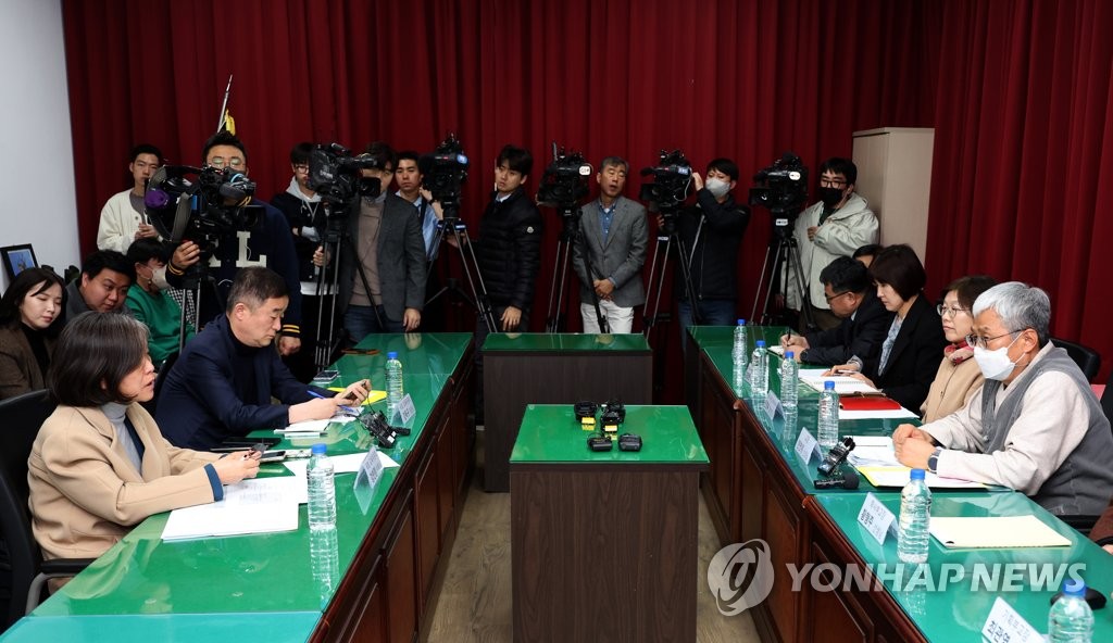 민주당 '정순신 검사특권 진상조사단' 민사고 방문