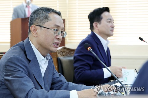 발언하는 최완주 전세사기피해지원위원장
