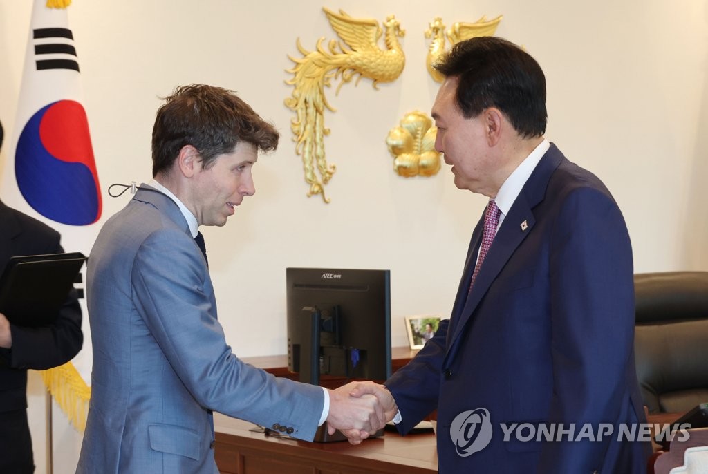 Yoon meets with OpenAI CEO Yoon meets with OpenAI CEO