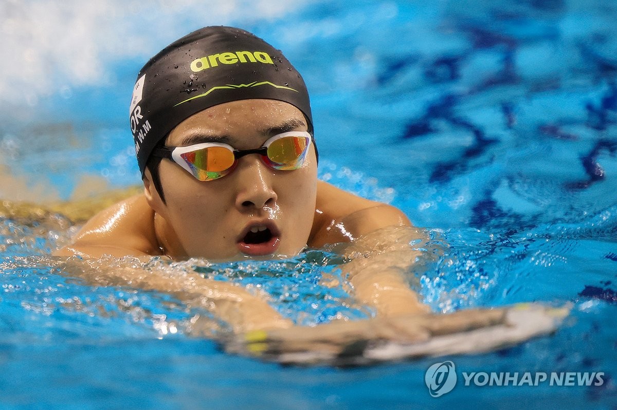 진천선수촌서 훈련하는 김우민