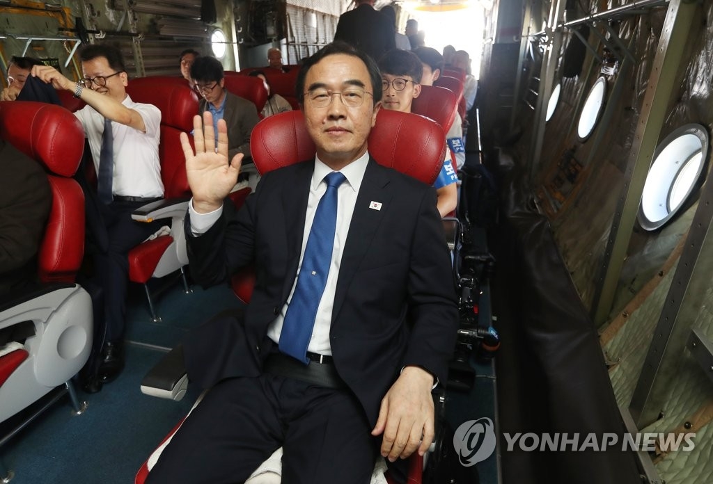 وزير الوحدة : آمل في أن تسهم مباريات كرة السلة بين الكوريتين في المضي قدما في عملية السلام
