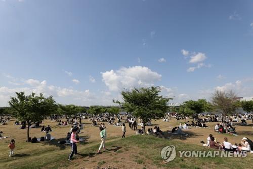 (مرآة الأخبار)الكوريون يتخلصون من مخاوفهم من اللقاح المضاد لكورونا - 3