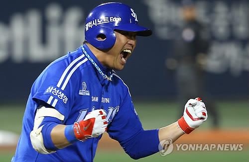 (LEAD) Samsung rallies to beat Nexen, takes lead in Korean Series