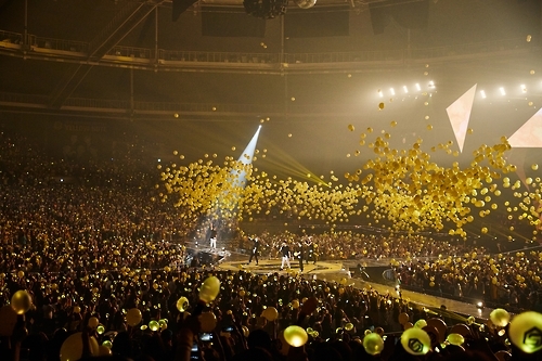 K-POP/アジア SECHSKIES 2018 CONCERT NOW, HERE, AGAIN SECHSKIES 2018 Concert Now, HERE, Again - YouTube