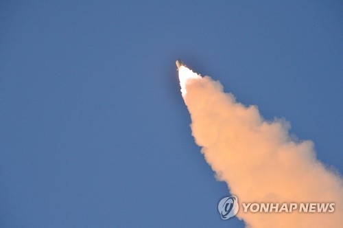 A North Korean ballistic missiles soars to the sky in this file photo. (For Use Only in the Republic of Korea. No Redistribution) (KCNA-Yonhap)