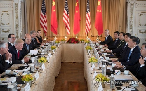 (5th LD) Trump, Xi agree to work together to convince N. Korea to curb nuclear program