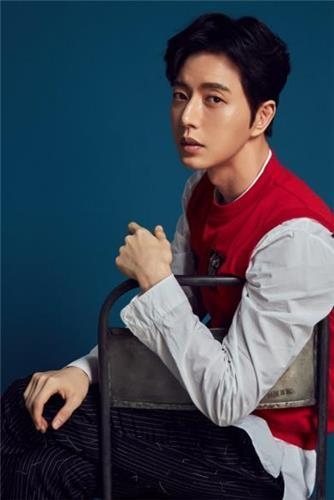 This undated picture provided by Mountain Movement is of South Korean actor Park Hae-jin. (Yonhap)