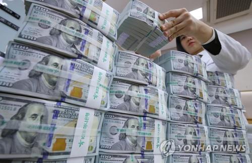 Seoul's short-term foreign debt ratio hits 5-year high in Q1 - 1