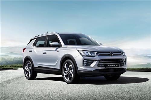 This file photo provided by SsangYong Motor shows the carmaker's Korando SUV. (PHOTO NOT FOR SALE) (Yonhap)