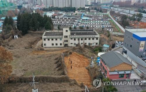 (2nd LD) Remains of 40 people discovered at former prison site in Gwangju