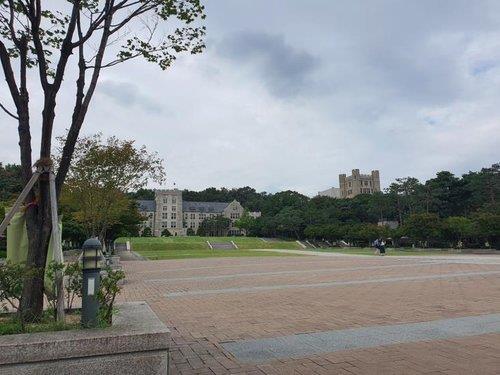 The campus of Korea University in Seoul is quiet in this undated file photo. (Yonhap)