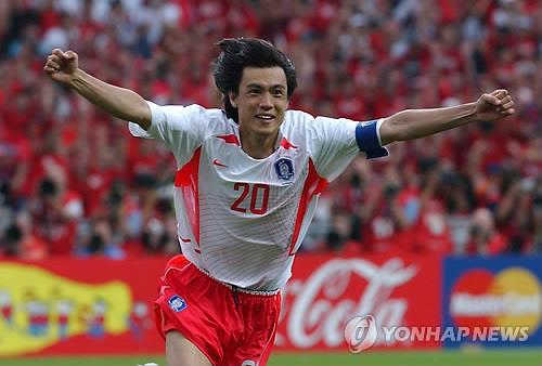 Yonhap Feature) Where are they now? 2002 World Cup heroes take high-profile  jobs in K League | Yonhap News Agency