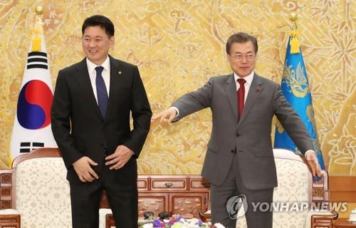 (LEAD) S. Korea, Mongolia upgrade bilateral ties to 'strategic ...