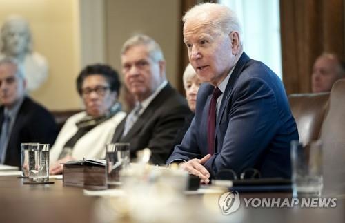 This UPI photo shows U.S. President Joe Biden holding a Cabinet meeting at the White House in Washington on March 3, 2022. (PHOTO NOT FOR SALE) (Yonhap)