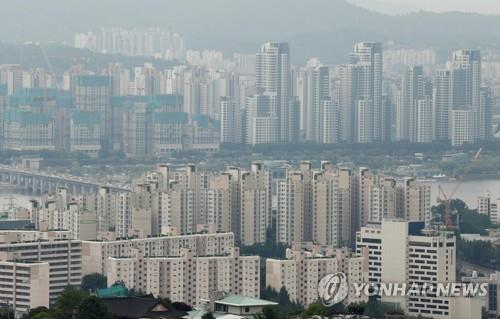 (LEAD) S. Korea to extend rental-related loans for tenants, tax benefits for landlords