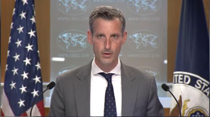State department spokesperson Ned Price is seen speaking during a daily press briefing at the department in Washington on Oct. 11, 2022 in this image captured from the department's website. (Yonhap)