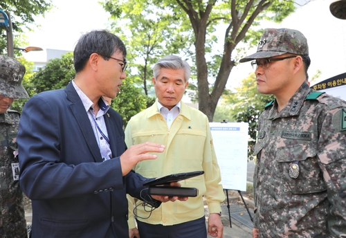 S. Korea stages drills on peacetime, wartime troop transport