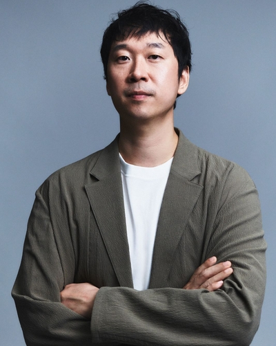 Director of Netflix series 'Mask Girl' explores dark crevices of human nature