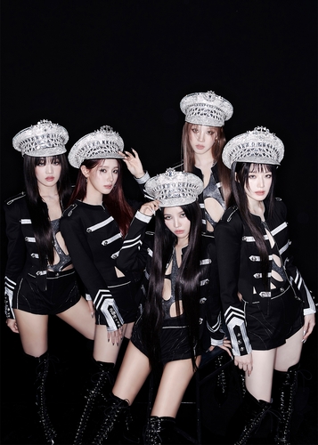 K-pop girl group (G)I-dle is seen in this photo provided by Cube Entertainment. (PHOTO NOT FOR SALE) (Yonhap)