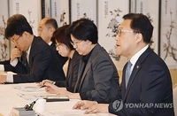 S. Korea to lower tariffs on 7 food imports to curb inflation