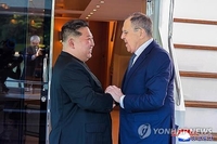 (LEAD) N. Korea's Kim reaffirms unconditional support for Russia in Ukraine war: KCNA