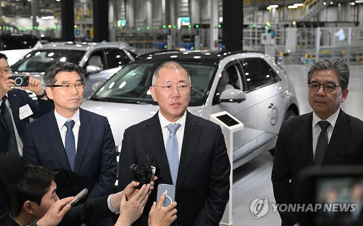 Hyundai Motor chief heads to U.S. as tariff deadline nears
