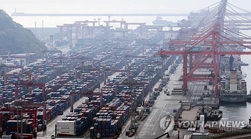 (LEAD) S. Korea posts 1.3 pct Q3 GDP growth, faster than initial estimate: BOK