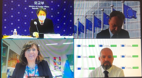 La 4e réunion Corée-UE sur l'énergie, l'environnement et le changement climatique. (Photo fournie par le ministère des Affaires étrangères. Revente et archivage interdits) 