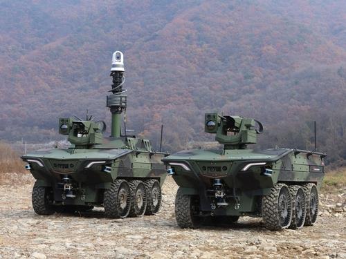 Un véhicule terrestre sans pilote de fabrication coréenne présenté sur une base américaine