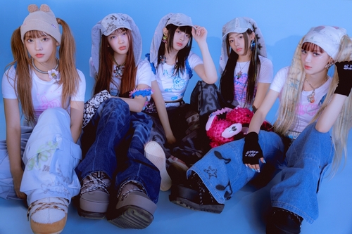 Le girls band de K-pop NewJeans. (Photo fournie par ADOR. Revente et archivage interdits)