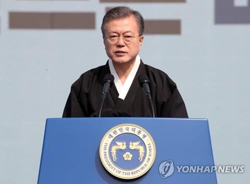 文大統領「親日残滓の清算」促す　「三・一運動」１００年迎え