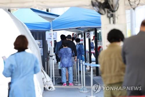 韓国の新規コロナ感染者３万９４２５人　火曜発表で１１週ぶり低水準