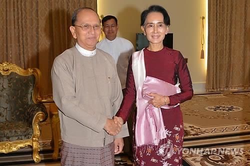 미얀마 전 독재자 탄 슈웨, 수치 여사 지지 표명 - 3