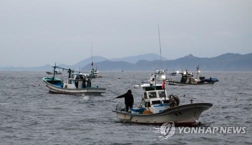 '남북 공동어로 구역을 꿈꾸며' 동해 최북단 저도어장 조업