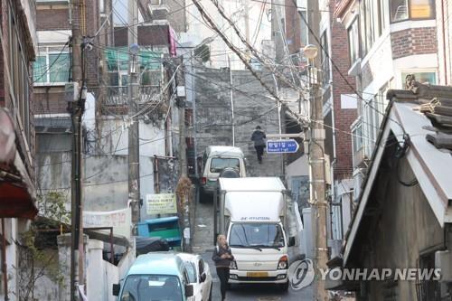 '기생충' 반지하가 한국 빈부격차 상징? "확대해석 경계해야"