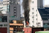 인천 원룸텔 4층서 불…20여명 대피