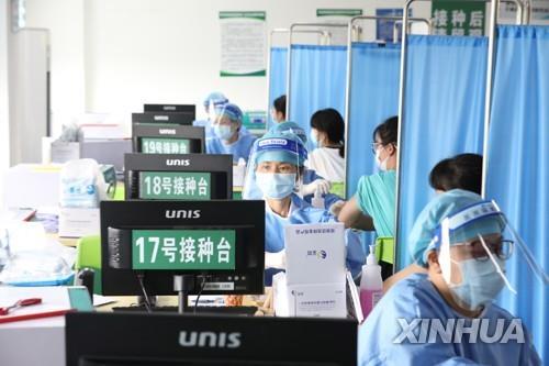 中광둥성 또 코로나 '비상'…대학생 확진에 2만명 외출 금지(종합)