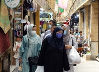[사진톡톡] 활기 찾은 이란 '바자르'…확진자는 하루 1만명 넘어