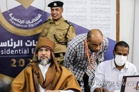독재자 아들에 군벌 사령관…리비아 대선에 98명 입후보