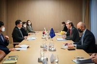 외교 1차관, 이란 핵협상 재개 앞두고 EU 사무차장과 통화