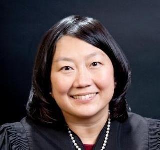 美 연방고법 판사된 한국계 루시 고…"아메리칸드림 이뤄"