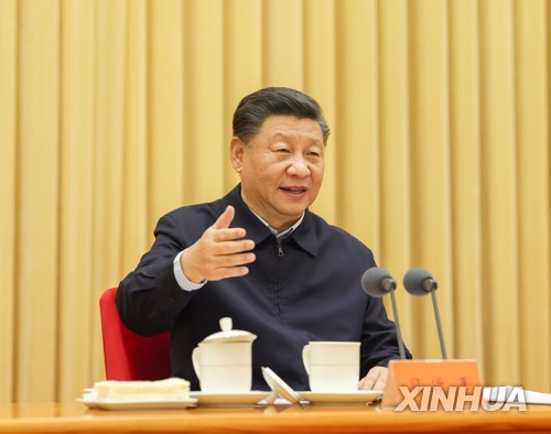 시진핑, 과학기술 인재 양성 강조…"2035년까지 세계 선두될 것"