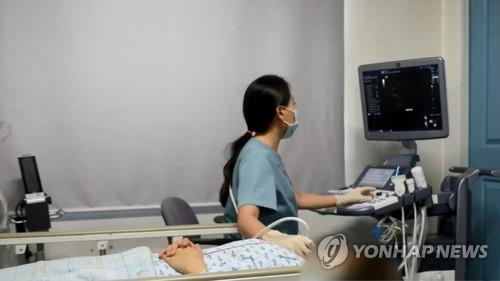 갑상선암 검진 모습
