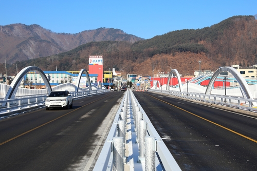 원통교 4차로 확장 개통