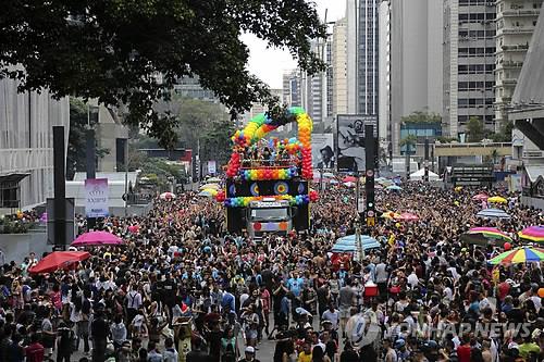 코로나19로 중단된 브라질 상파울루 동성애 축제 3년만에 열려