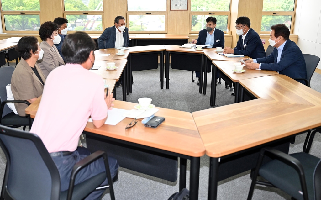 박완수 경남지사, 농민단체협의회 간담회