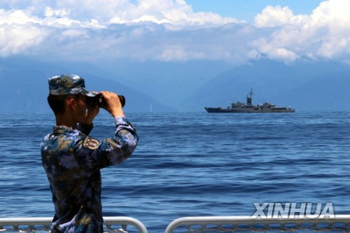 대만 해안선 근처까지 접근한 중국 군함